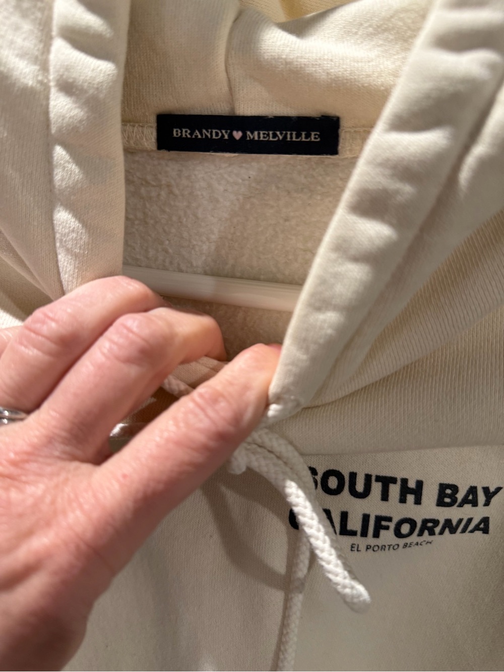 Brandy Melville / John Galt
South Bay Hoodie - Picture 7 of 8